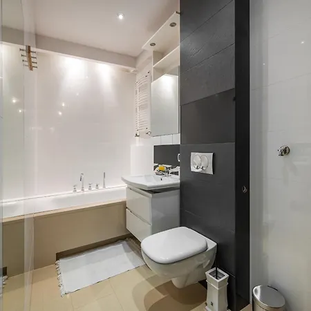 Grand Theatre Cosy By Bookinghost アパート