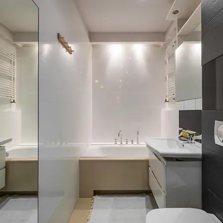 Апартаменты Grand Theatre Cosy By Bookinghost Варшава