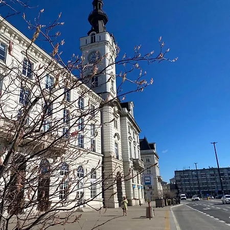 Grand Theatre Cosy By Bookinghost