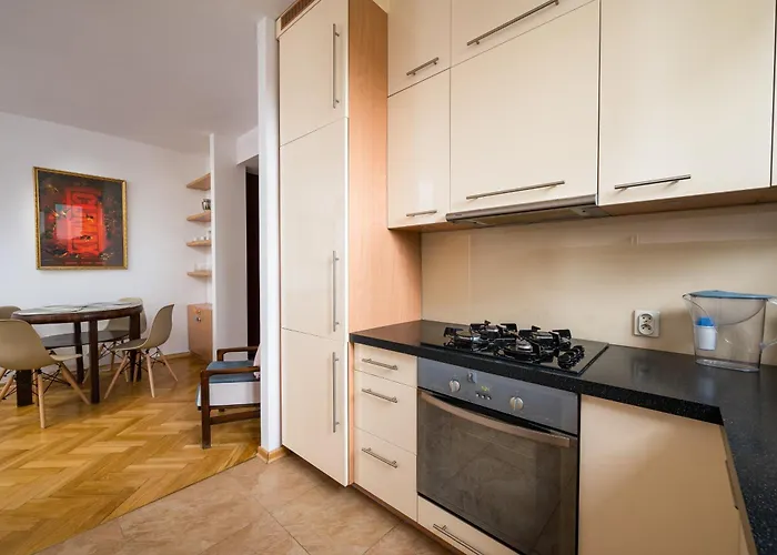 Grand Theatre Cosy By Bookinghost *