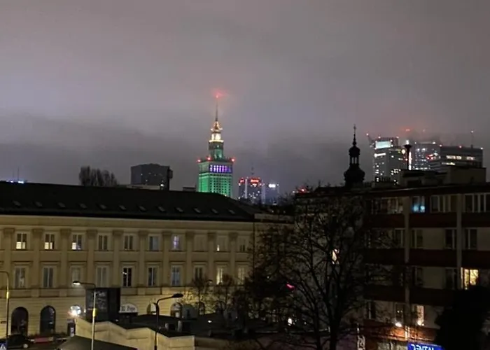 Grand Theatre Cosy By Bookinghost