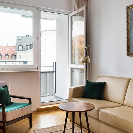 Grand Theatre Cosy By Bookinghost Apartamento Varsóvia